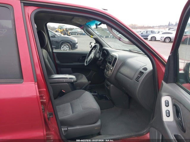 2003 FORD ESCAPE 1FMYU93183KC63552 Photo 4