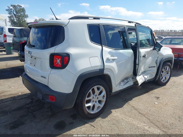 Jeep Renegade Latitude 2015 ZACCJABT5FPC06179 Image 4