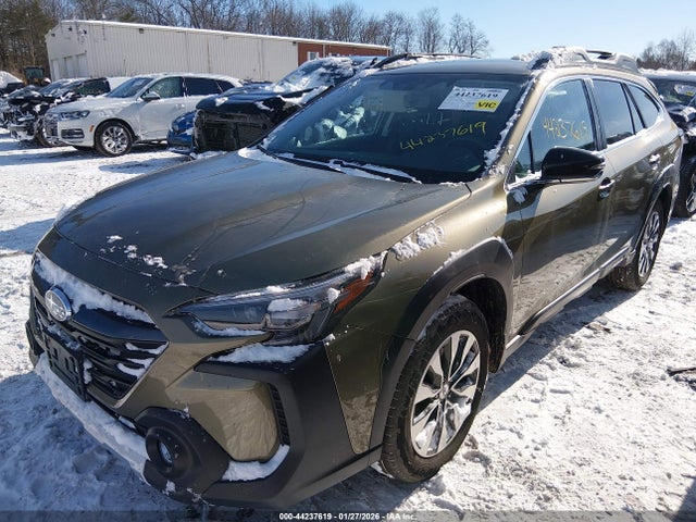 44237619 :رقم المزاد ، 4S4BTAMC2P3140758 vin ، 2023 Subaru Outback Limited مزاد بيع