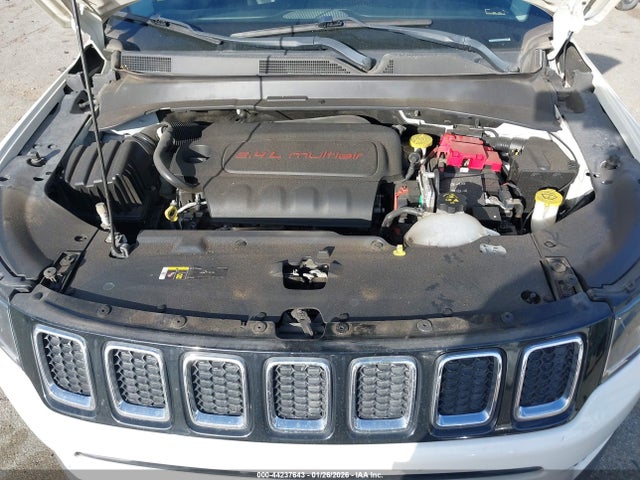 3C4NJCCB4KT637450 Jeep Compass Limited Fwd