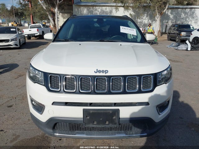 3C4NJCCB4KT637450 Jeep Compass Limited Fwd