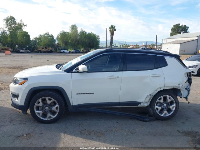 3C4NJCCB4KT637450 Jeep Compass Limited Fwd