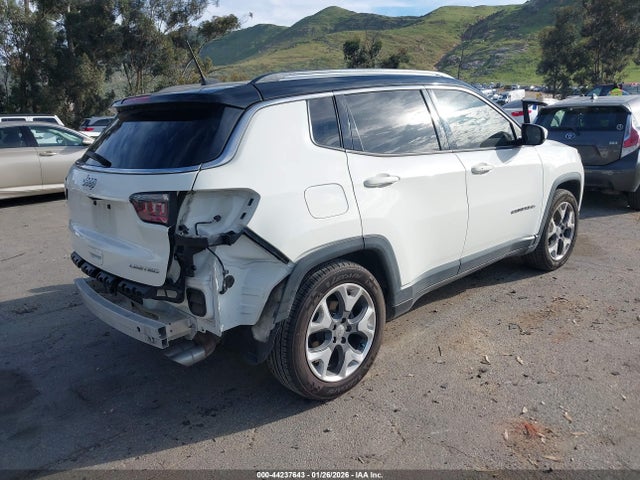 3C4NJCCB4KT637450 Jeep Compass Limited Fwd