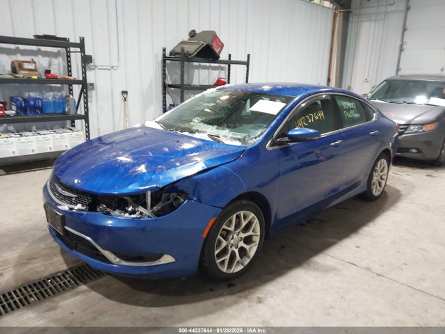 Chrysler 200 C 2016 1C3CCCEG8GN100683 Image 2