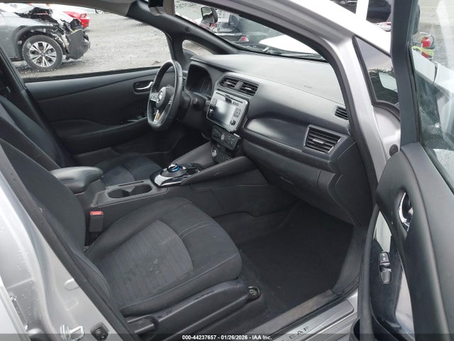 1N4AZ1CP8KC309389 Nissan LEAF SV
