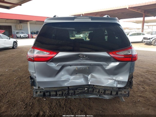Toyota Sienna Xle 7 Passenger 2018 5TDDZ3DC9JS194491 Image 6