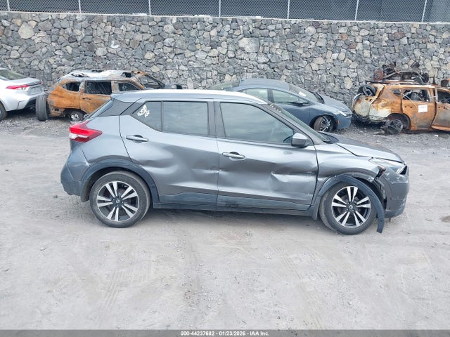 3N1CP5CU8KL562726 Nissan KICKS SV