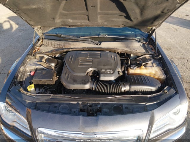 Chrysler 300 2014 2C3CCAAGXEH296836 Image 10
