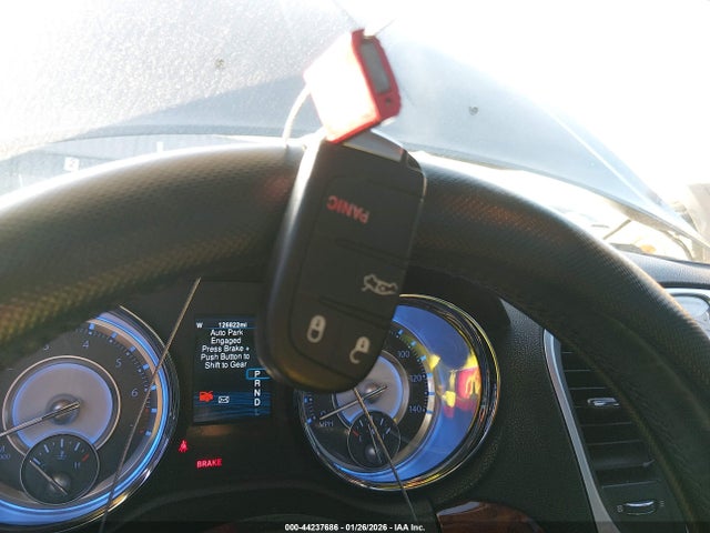 Chrysler 300 2014 2C3CCAAGXEH296836 Image 11