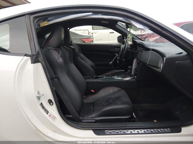 2015 SUBARU BRZ JF1ZCAC16F8606265 Photo 4