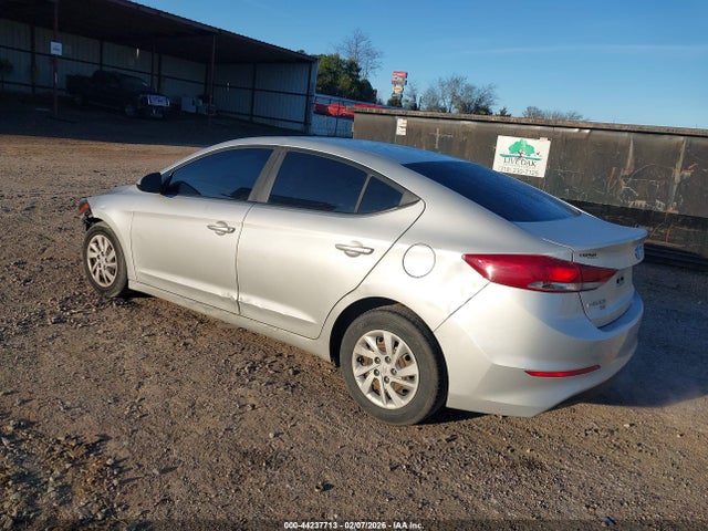 5NPD74LF5JH287067 Hyundai ELANTRA SE