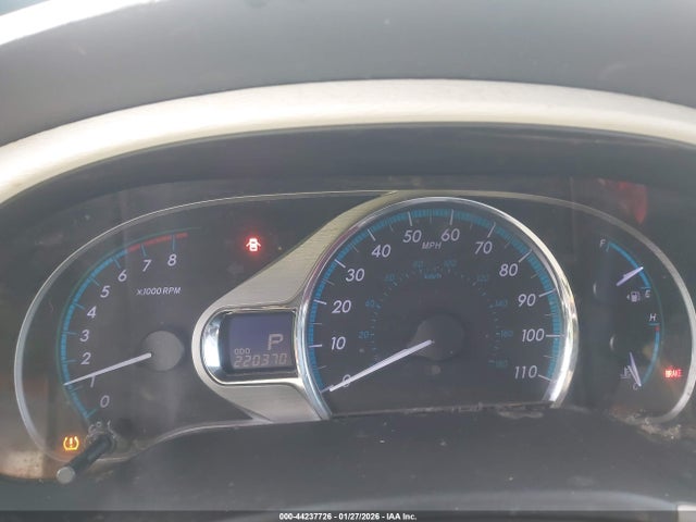 5TDDK3DC8ES090861 Toyota Sienna Limited 7 Passenger