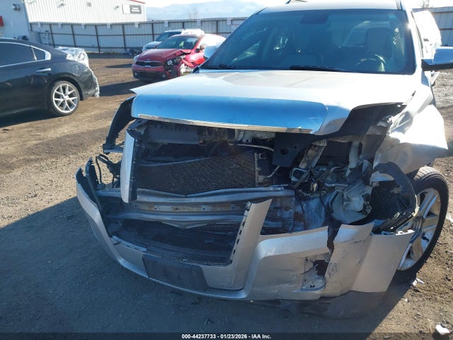 2010 GMC TERRAIN 2CTFLJEW1A6393475 Photo 5