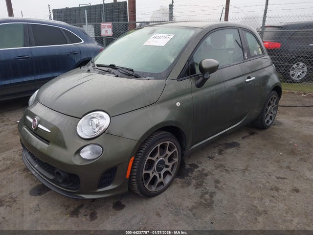 2018 FIAT 500 3C3CFFKH2JT471982 Photo 1