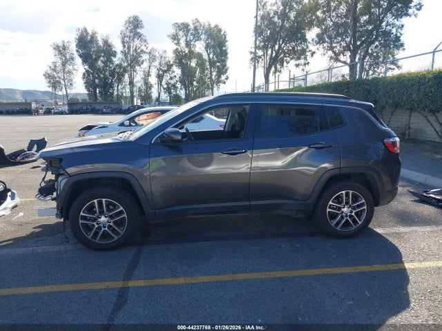 3C4NJDBB3HT664770 Jeep New Compass Latitude 4x4