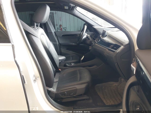 2020 BMW X1 WBXJG9C04L5P89599 Photo 4