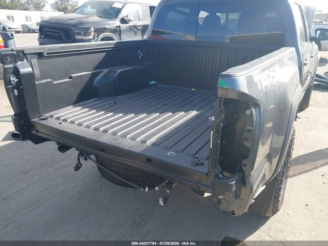 3TMCZ5AN3PM637420 Toyota Tacoma Trd Off Road