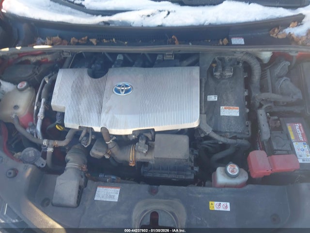 JTDL9RFU7L3013283 Toyota Prius Le Awd-e
