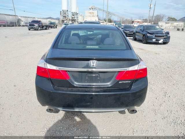 1HGCR2F58FA205653 Honda Accord Sport