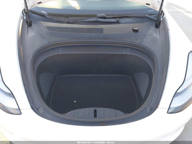 2018 TESLA MODEL 3 5YJ3E1EB9JF106531 Photo 9