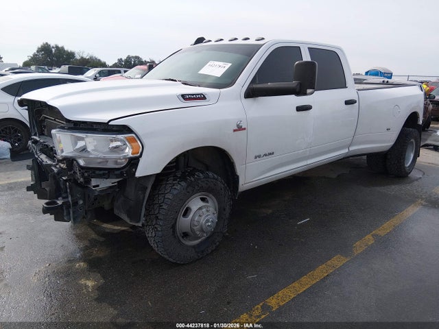 44237818 :رقم المزاد ، 3C63RRGLXLG291587 vin ، 2020 Ram 3500 Tradesman  4x4 8' Box مزاد بيع