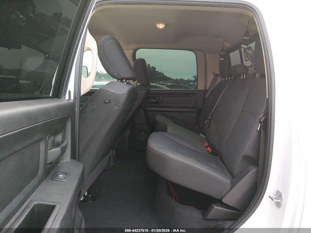 44237818 :رقم المزاد ، 3C63RRGLXLG291587 vin ، 2020 Ram 3500 Tradesman  4x4 8' Box مزاد بيع