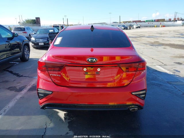 3KPF24AD1KE108912 KIA Forte Lxs