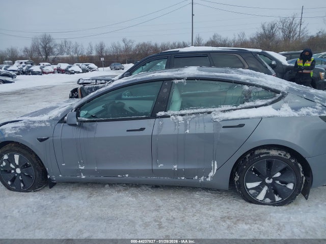 5YJ3E1EBXSF930166 Tesla Model 3 Long Range All-wheel Drive