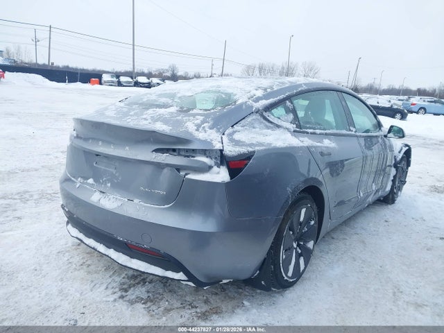 2025 TESLA MODEL 3 5YJ3E1EBXSF930166 Photo 3