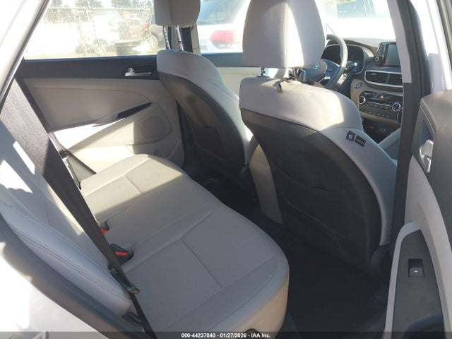 KM8J33A4XKU925939 Hyundai Tucson Value