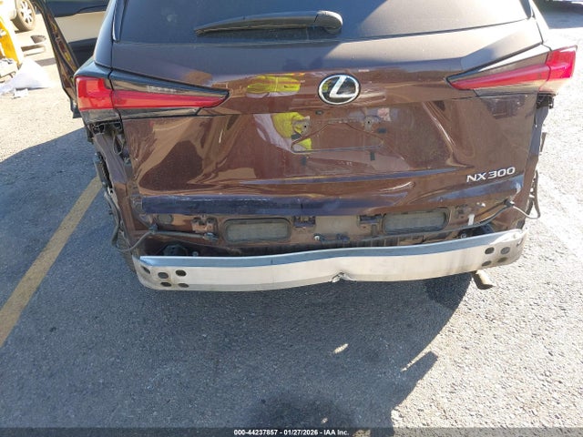 JTJBARBZXK2215542 Lexus NX 300