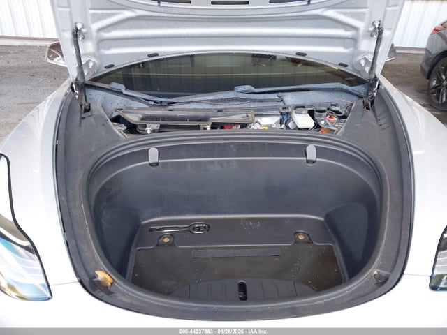 2018 TESLA MODEL 3 5YJ3E1EA7JF009688 Photo 9