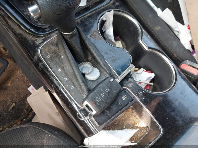 5XYKT4A72FG638644 KIA Sorento Lx V6