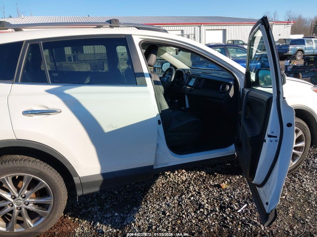 2017 TOYOTA RAV4 2T3DFREV7HW615306 Photo 4