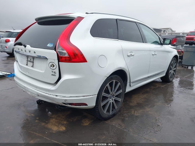 2017 VOLVO XC60 YV449MRU7H2009666 Photo 3