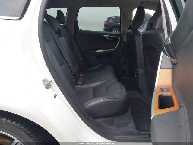 2017 VOLVO XC60 YV449MRU7H2009666 Photo 7