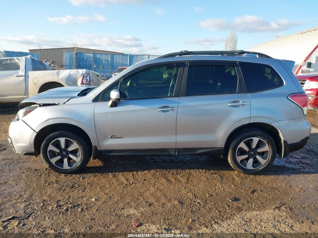 2018 Subaru Forester 2.5i Premium მანქანა იყიდება აუქციონზე, vin: JF2SJAGC9JH517216, აუქციონის ნომერი: 44237892