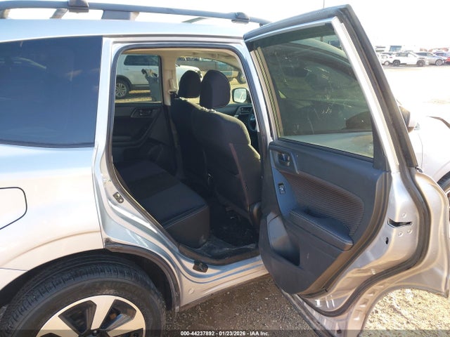 2018 SUBARU FORESTER JF2SJAGC9JH517216 Photo 7