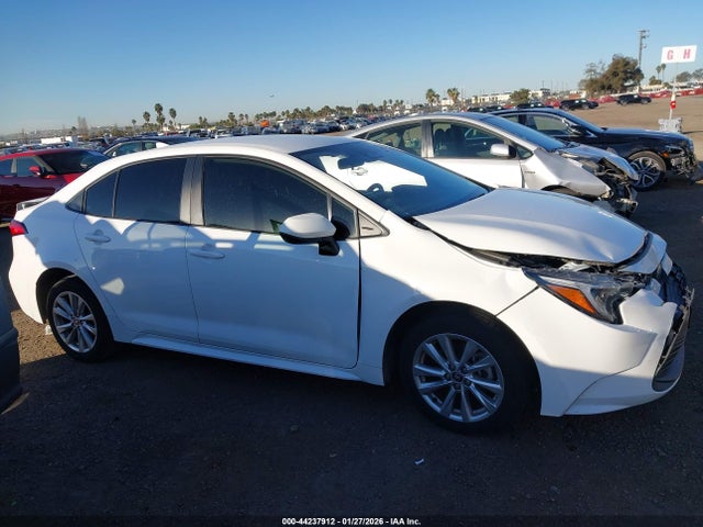 JTDBCMFE4R3062152 Toyota Corolla Le/se/xle/night Shade