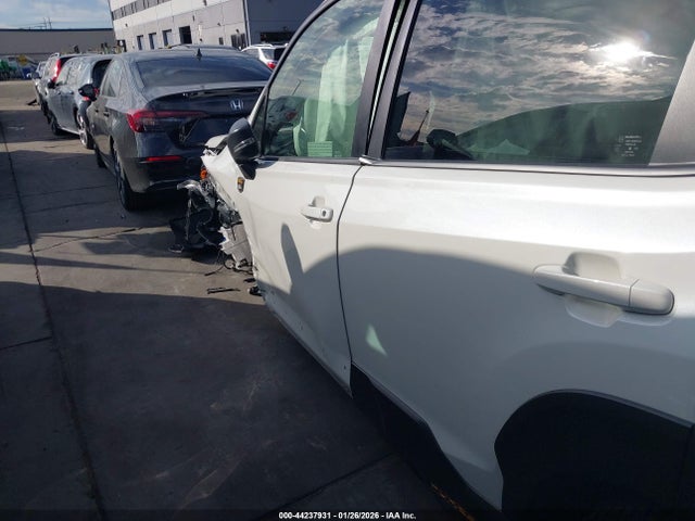 Продажа на аукционе авто 2024 Subaru Forester Wilderness, vin: JF2SKAJC4RH524849, номер лота: 44237931