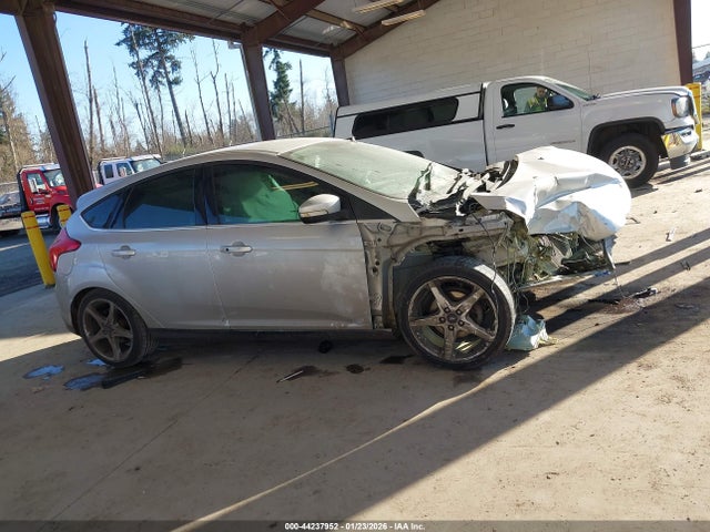 Ford Focus Titanium 2014 1FADP3N20EL160982 Image 12