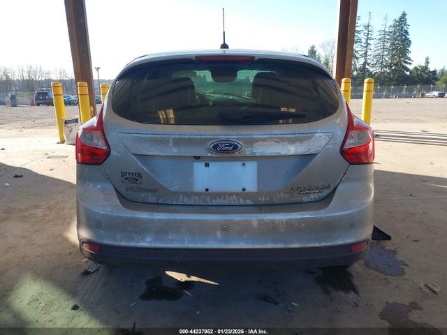 Ford Focus Titanium 2014 1FADP3N20EL160982 Image 15