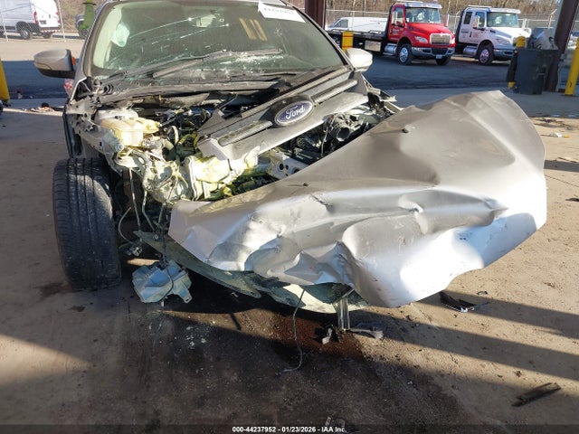 Ford Focus Titanium 2014 1FADP3N20EL160982 Image 6