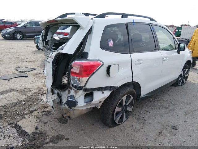 Продажа на аукционе авто 2018 Subaru Forester 2.5i Premium, vin: JF2SJAGC2JH590332, номер лота: 44237970