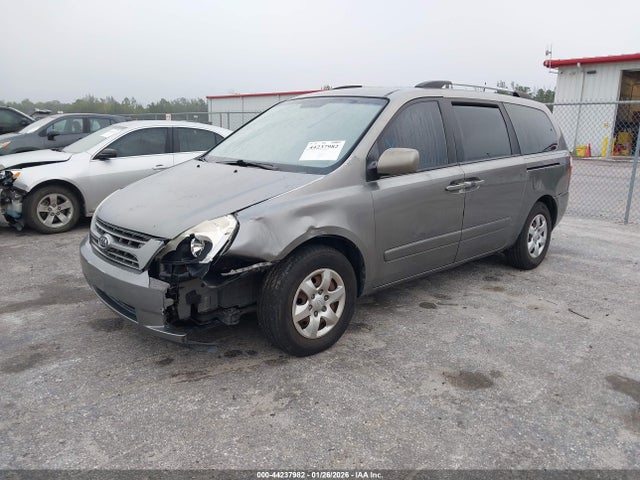 2010 KIA SEDONA KNDMG4C36A6359829 Photo 1