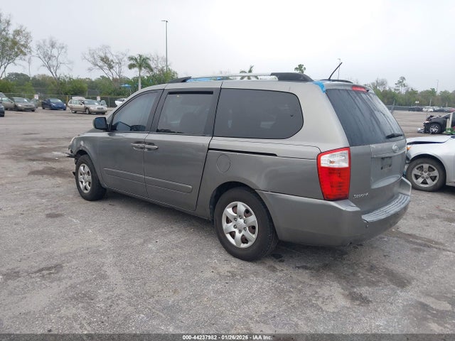 2010 KIA SEDONA KNDMG4C36A6359829 Photo 2