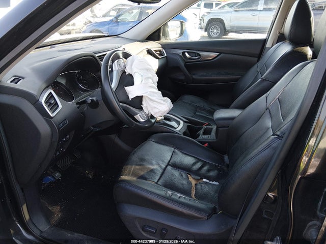 2016 Nissan Rogue Sl მანქანა იყიდება აუქციონზე, vin: 5N1AT2MV1GC770130, აუქციონის ნომერი: 44237989