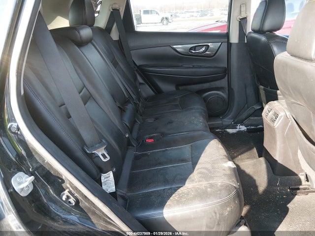 2016 Nissan Rogue Sl მანქანა იყიდება აუქციონზე, vin: 5N1AT2MV1GC770130, აუქციონის ნომერი: 44237989