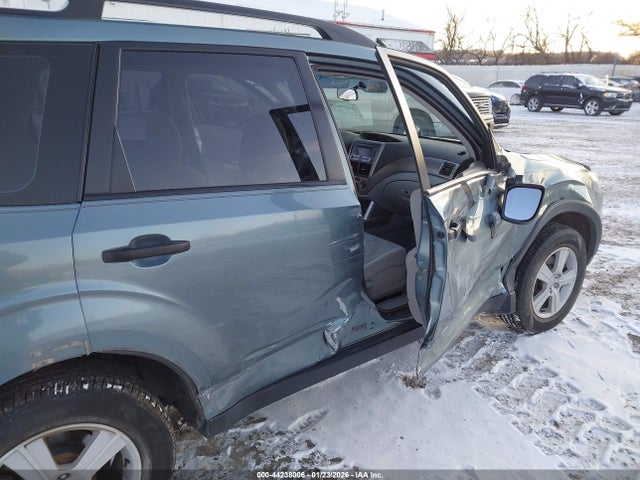 2010 Subaru Forester 2.5x მანქანა იყიდება აუქციონზე, vin: JF2SH6BC4AH766135, აუქციონის ნომერი: 44238006