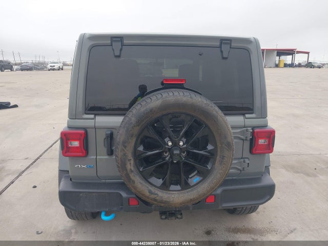 1C4JJXP67PW627581 Jeep Wrangler 4xe Sahara 4x4